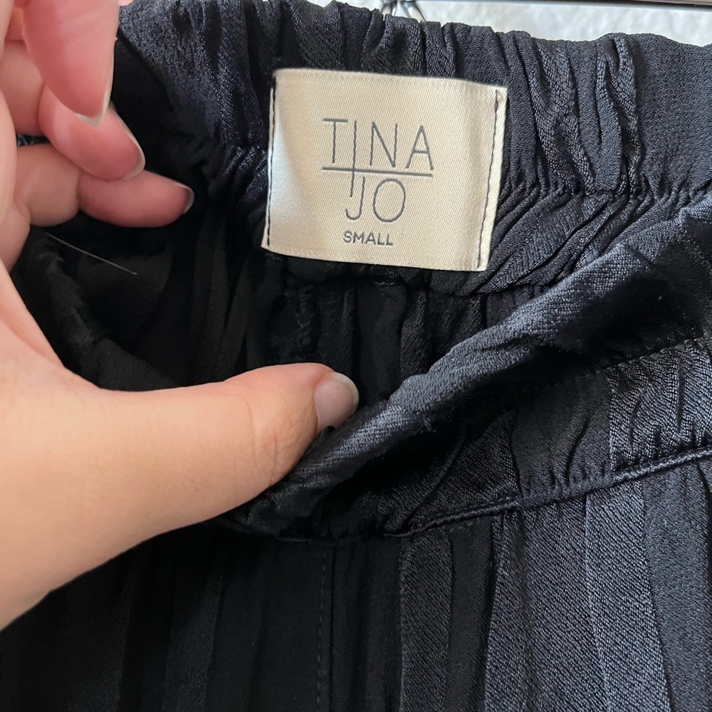 Tina + Jo Satin Flutter Shorts In Black Size Small - image 2